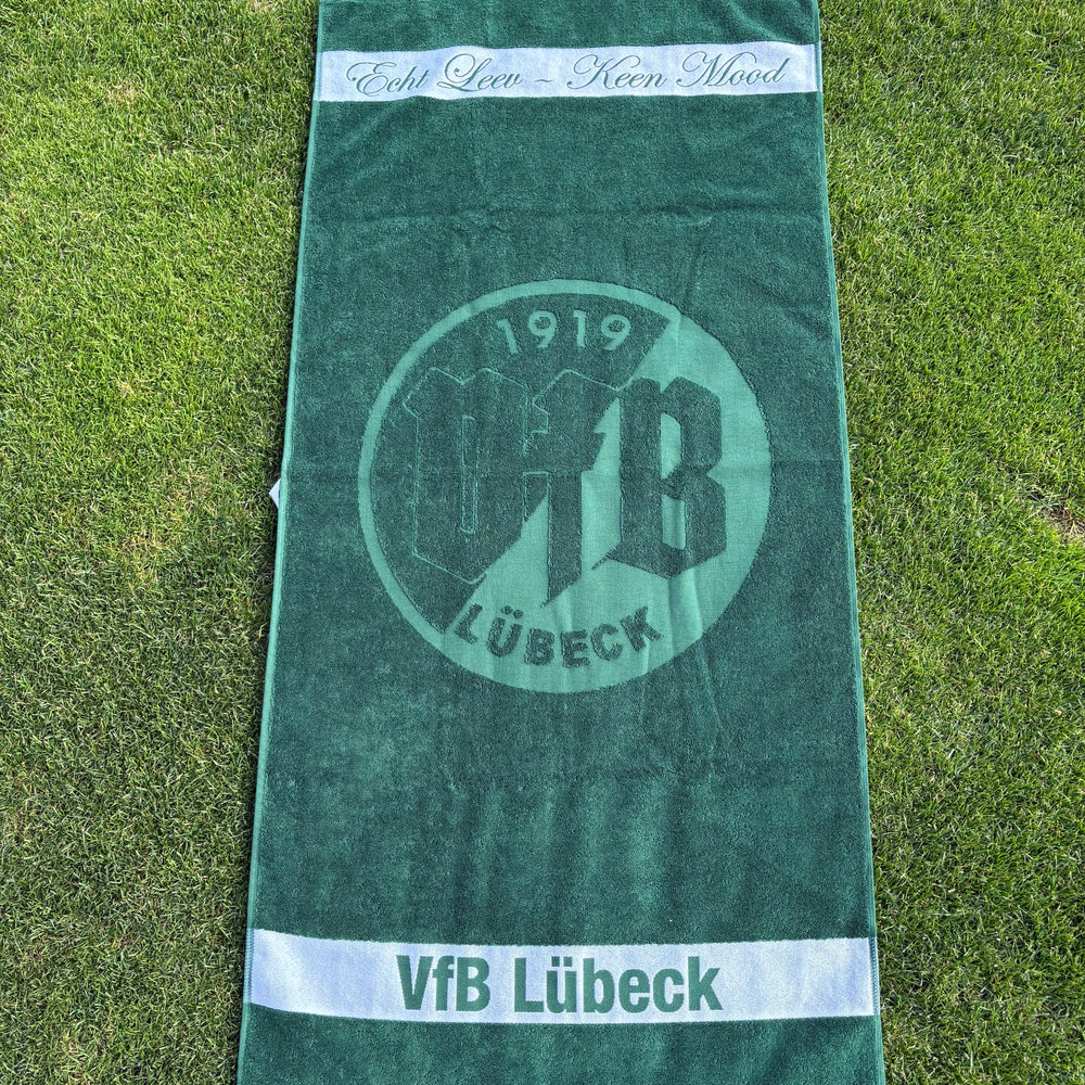 VfB-Badetuch mit geprägtem Logo